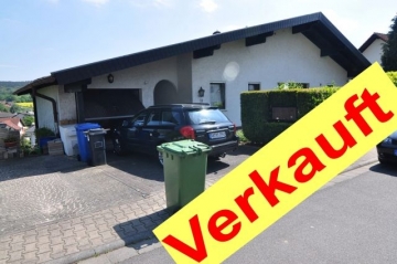 **VERKAUFT** Traumhaus mit herrlichem Panoramablick auf 1125 m²  **in Mosbach**, 64850 Schaafheim, Zweifamilienhaus