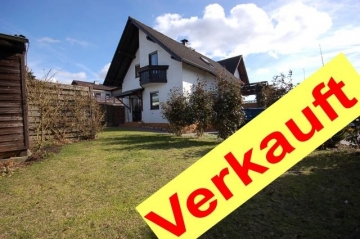 **VERKAUFT**DIETZ:  Wunderschönes 1 Fam.-Haus mit Blick auf die Umstädter Weinberge, 64823 Groß-Umstadt, Einfamilienhaus