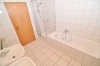 **VERKAUFT**DIETZ: 3 Zimmer Eigentumswohnung mit Balkon, Gäste-WC, Gartenmitnutzung im 1.OG eines 5 FH! - Bad mit Wanne und Dusche