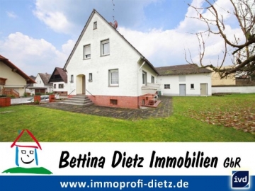 **VERKAUFT**DIETZ: Freistehendes Einfamilienhaus mit Nebengebäude, Garage auf 904m² Grundstück!, 64850 Schaafheim, Einfamilienhaus