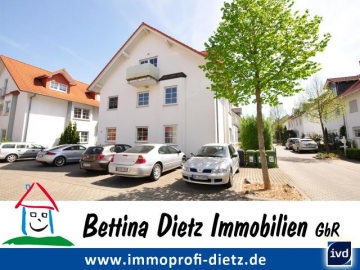 **VERKAUFT**DIETZ: TOP 2-Familienhaus mit 2 Einliegerwohnungen im Santo-Tirso-Ring Groß-Umstadt!, 64823 Groß-Umstadt, Zweifamilienhaus