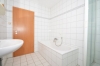 **VERKAUFT** 3-Zimmerwohnung mit SonnenBalkon-Fußbodenheiz-Einbauküche-Wanne+Du.-Gartennutzung-Tiefgaragenstellplatz - Bad mit Wanne+Dusche2