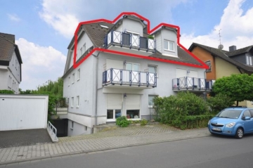 **VERKAUFT**DIETZ: Moderne 4 Zimmer Maisonette-Wohnung in guter Gegend im 7 Familienhaus in Dudenhofen – T-Stellplatz – EBK – 2 Balkone, 63110 Rodgau, Maisonettewohnung