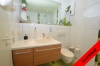 **VERKAUFT**DIETZ: Familienfreundliches Reihenhaus mit Einliegerwohnung in "grüner" Randlage von Bad Orb - Duschbadezimmer