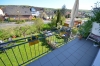 **VERKAUFT**DIETZ: 3 Familienhaus mit 2 Garagen und Garten in schöner Lage von Schaafheim Ortsteil Mosbach - Balkon OG