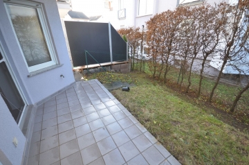 **VERKAUFT**DIETZ: 2-Zimmer-Erdgeschosswohnung mit Terrasse und Grünfläche, 64832 Babenhausen, Terrassenwohnung