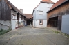 **VERKAUFT**DIETZ: Altes, großes Bauernhaus mit Nebengebäude im Groß-Umstädter Ortsteil Kleestadt - Innenhof